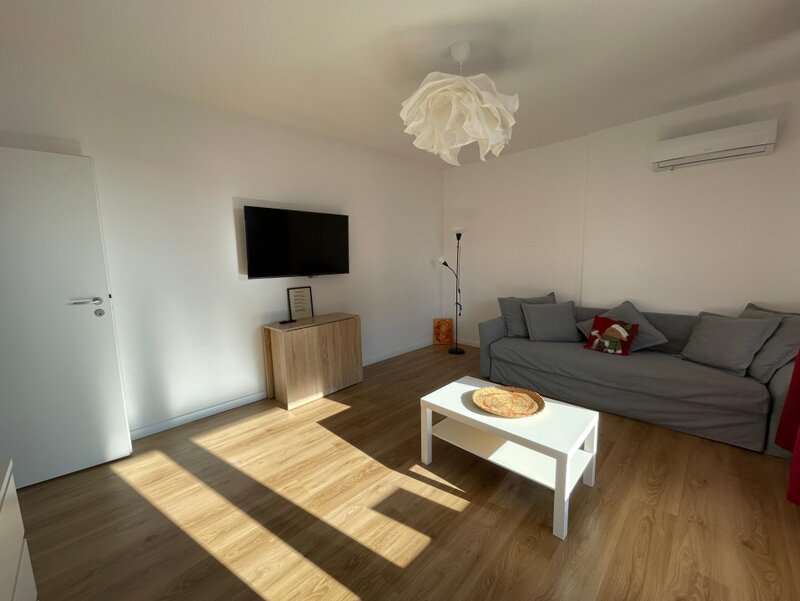 Venus Residence, Metrou Aparatorii Patriei, apartament cu 2 camere, parcare.